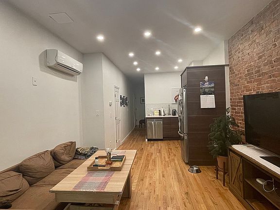5th image of 506 6th Ave #2F