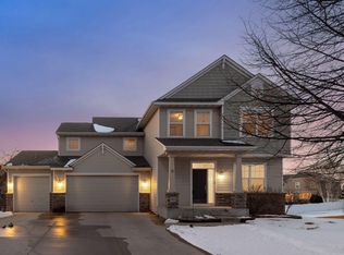 3432 Baneberry Cir, Shakopee, MN 55379