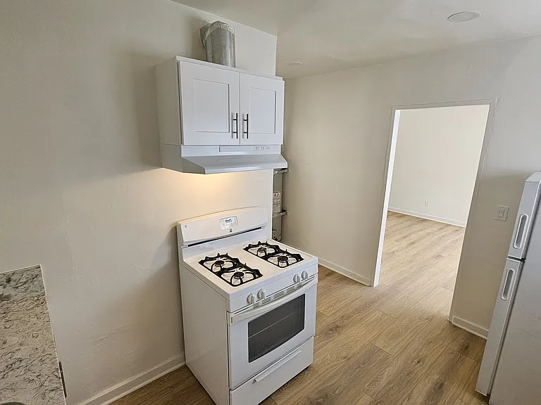 463 1/4 N Boylston St #463-1/4 — Photo 12