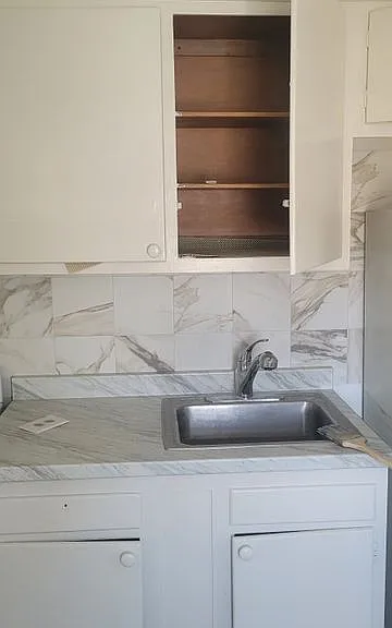 7712 Watson St #1 — Photo 3