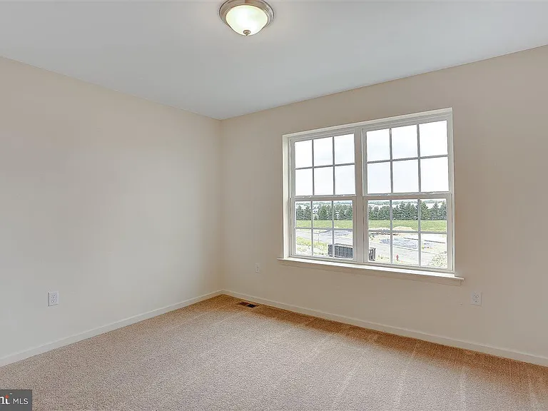 2nd floor bedroom