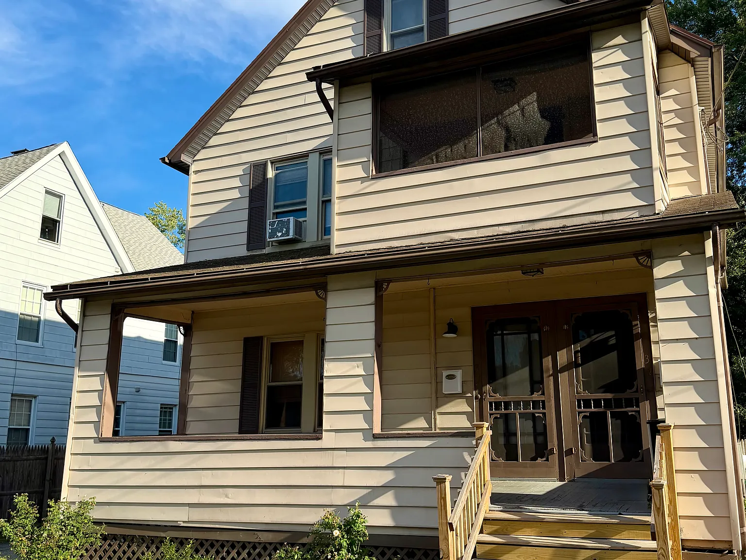 2 bed, 1080 sqft, $1,750 — Photo 1
