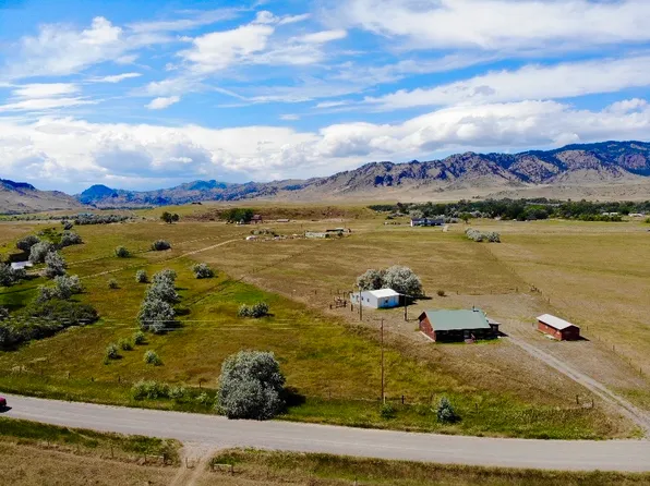 115 Chestnut Valley Rd, Cascade, MT 59421