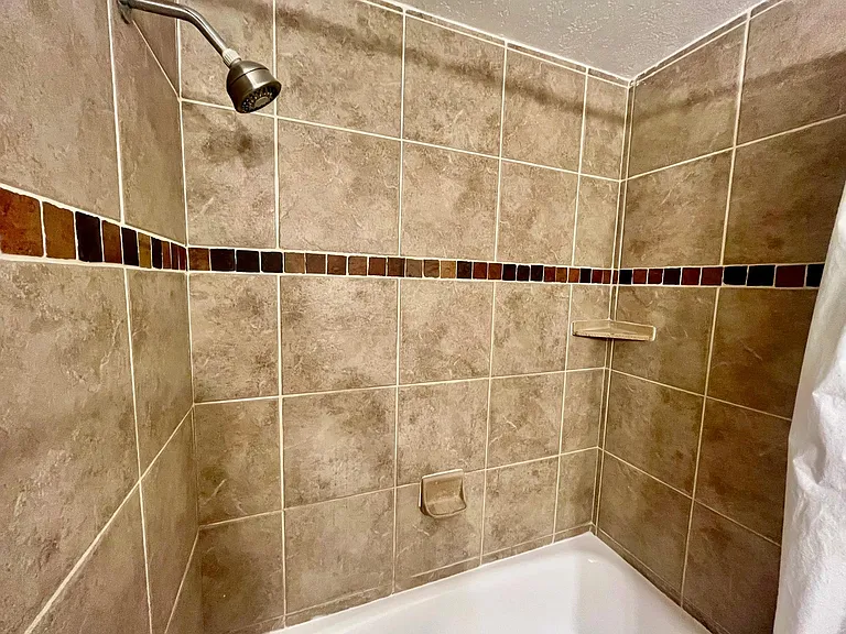 188 S Logan St #205 — Photo 23