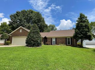 2415 Oberbeck Ln, Charlotte, NC 28210