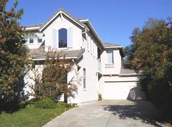 2nd image of 2333 Burberry Way