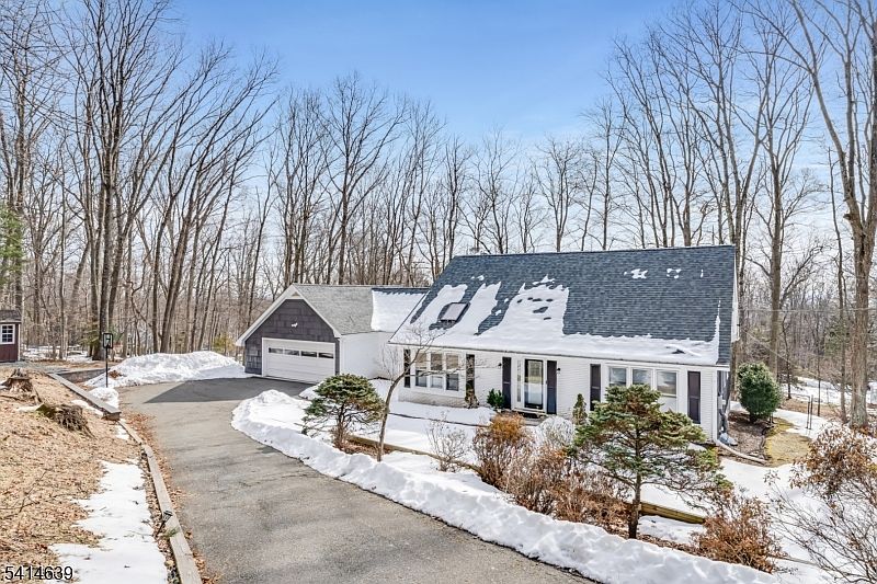1st image of 46 Junard Dr