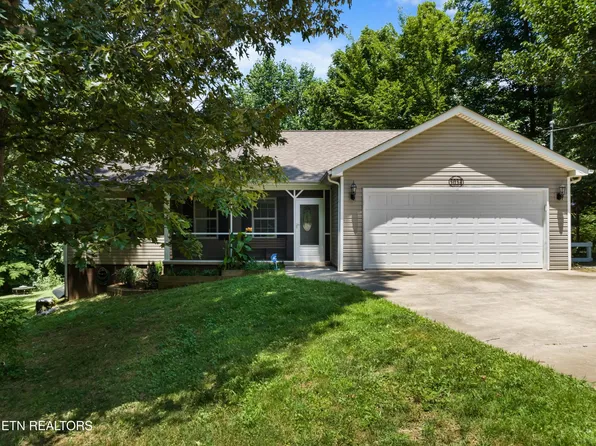 3034 McCarty Rd, Louisville, TN 37777