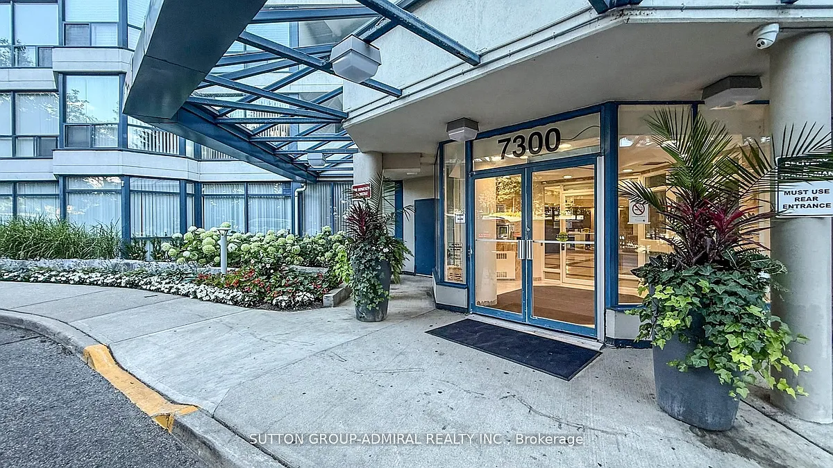 Building Photo - 7300 Yonge St #1101