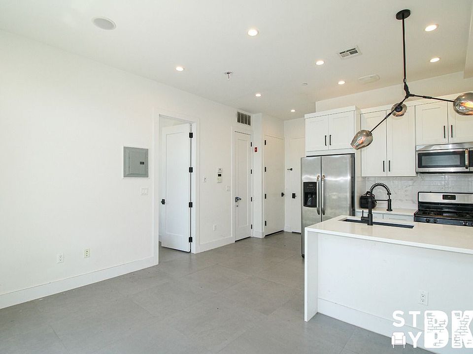 1st image of 1161 Myrtle Ave #3A