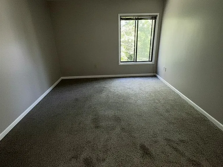 6998 Hanover Pkwy #302 — Photo 23