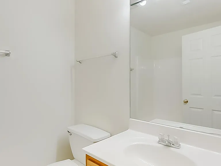 Forest Creek Apartments — Photo 49