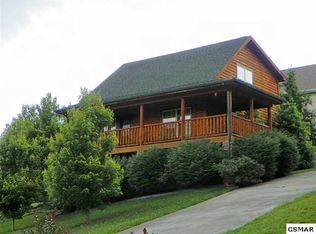 2626 Stonebrook Dr, Pigeon Forge, TN 37863