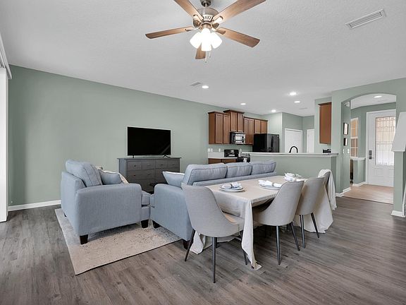 5th image of 3885 Buckthorne Dr Unit C