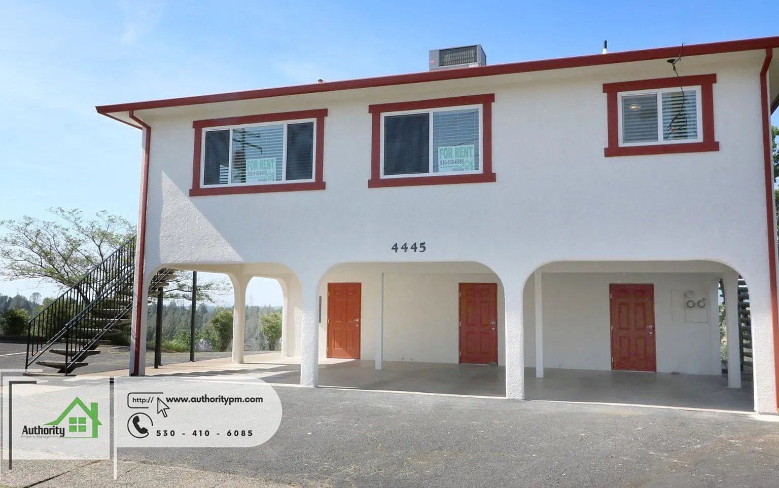 2 bed, 1.0 bath, 930 sqft, $1,200 — Photo 1