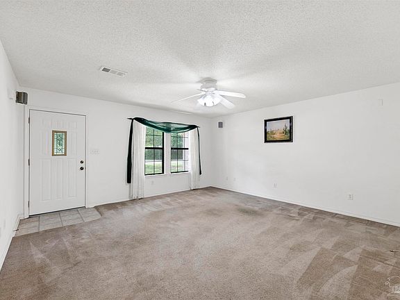 4th image of 5735 Eagle Dr