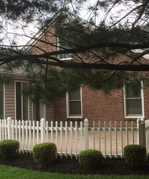 11026 Fairway Pointe Dr — Photo 18