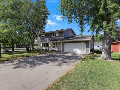 10934 Southview Dr, Burnsville, MN, 55337