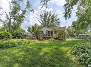 3045 Airport Rd, Centralia, IL 62801