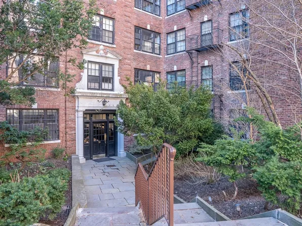 50 Follen St APT 512, Cambridge, MA 02138