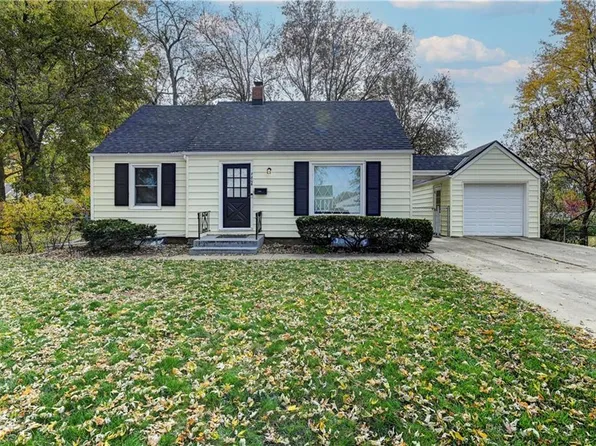 7809 W 63rd Ter, Overland Park, KS 66202