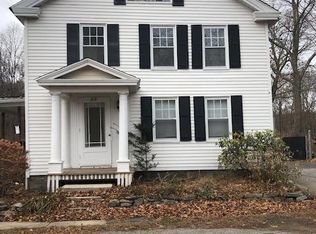 25 N Main St, East Hampton, CT 06424