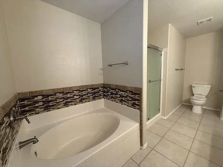 4408 S Caitlan Ave — Photo 17
