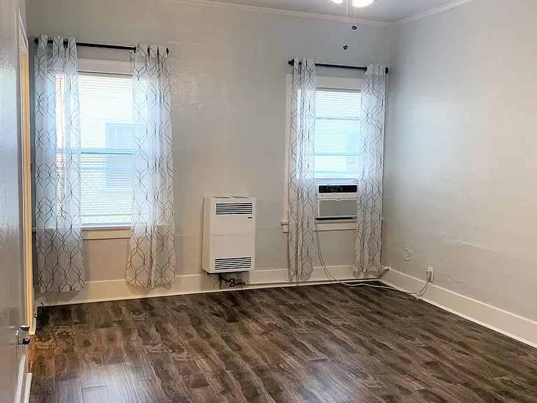 Ave 63 Apartments — Photo 9