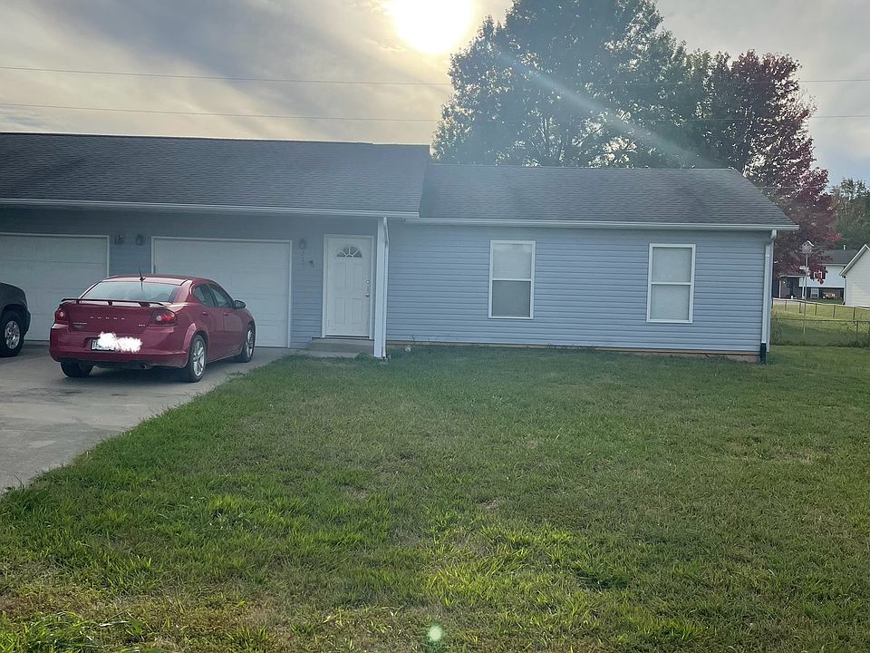 1st image of 211 Jacquie Ln #215