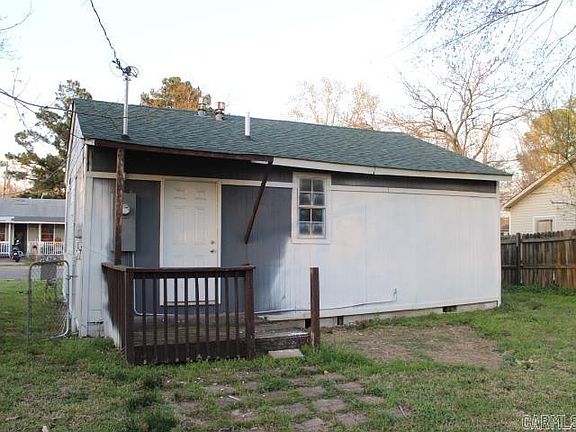 4th image of 141 Central Ave