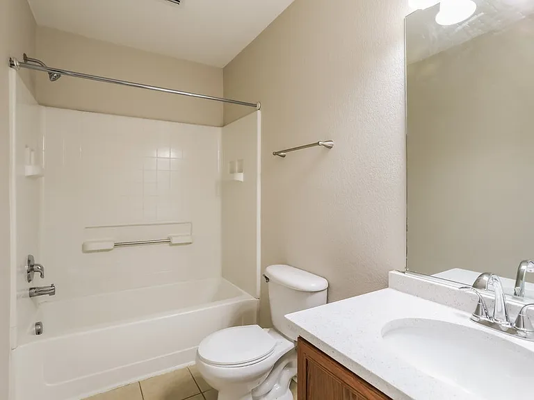 1428 Waterford Dr — Photo 15