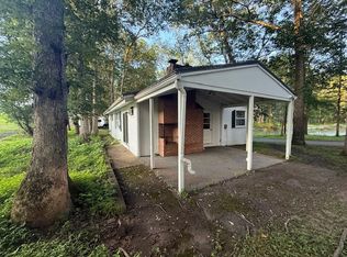 615 Lakeside Dr, East Stroudsburg, PA 18302