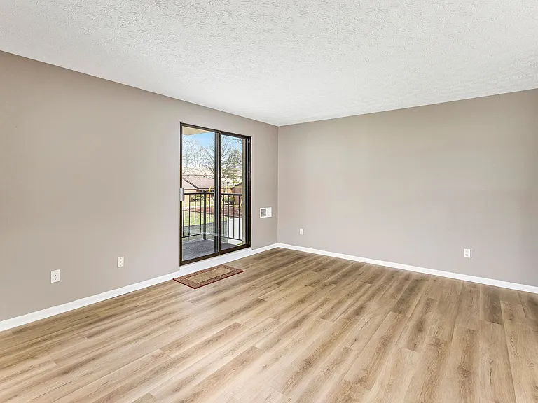 4117 Karl Rd #208 — Photo 3