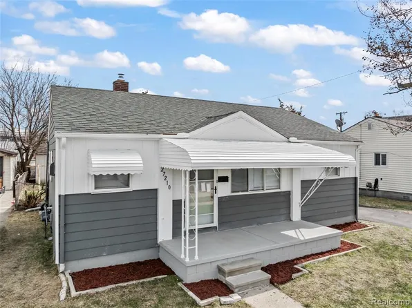 27210 Seyburn Ave, Warren, MI 48092