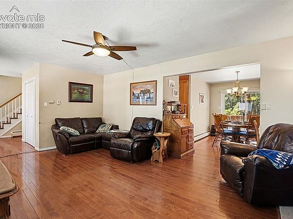 4th image of 8265 Tannenbaum Rd