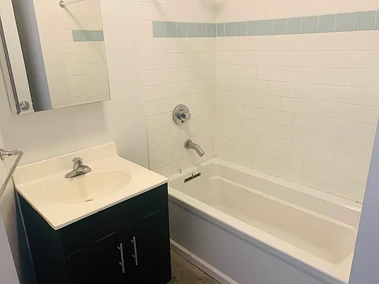 Rented by Flatiron Real Estate Advisors LLC | media 10