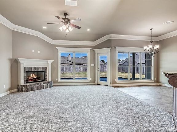 2nd image of 420 Carnaby Ct