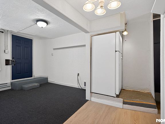 5th image of 2509 Royalty Ct #B