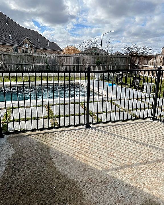 1st image of 4100 Bridgewood Ct