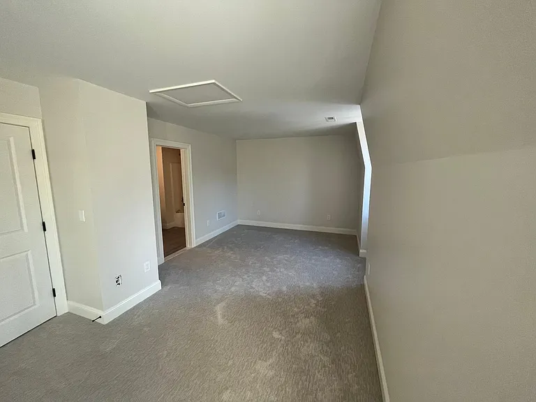 103 Thermos Ave #6 — Photo 6