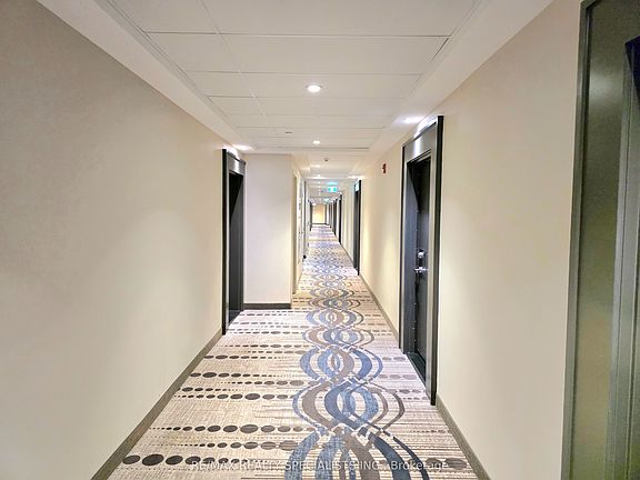 4th image of 4040 Upper Middle Rd #401