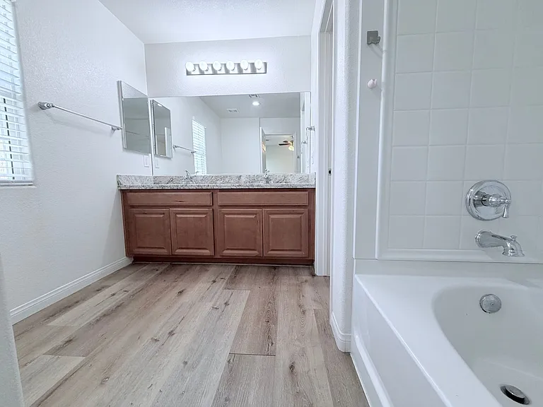 3610 Wireless Ct — Photo 11