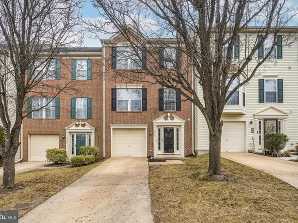 12151 Drum Salute Pl, Bristow, VA 20136