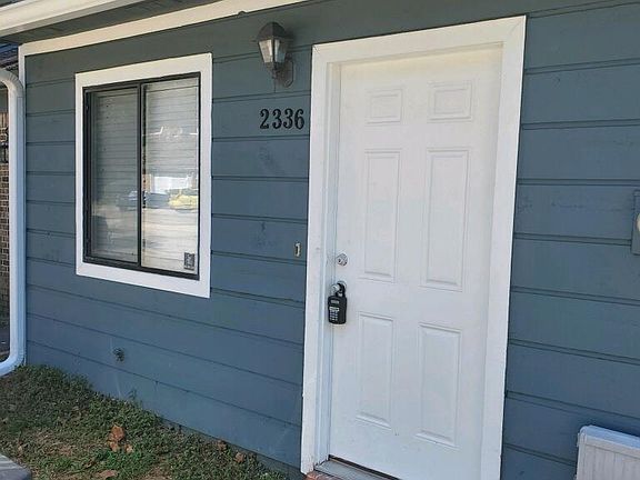 2nd image of 2336 Sandpiper St