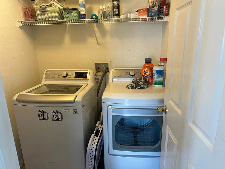 1654 Islebrook Dr — Photo 4