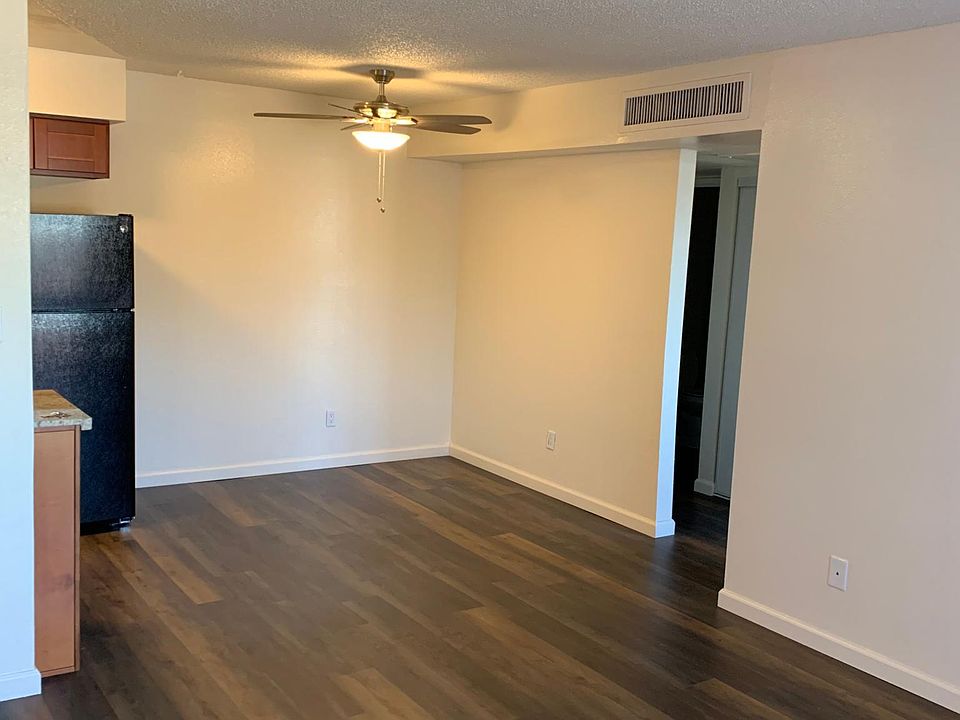 1st image of 777 W Campbell Ave APT 211