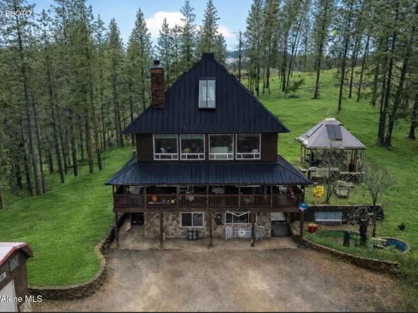 483 Paradise Ln, Pinehurst, ID 83850