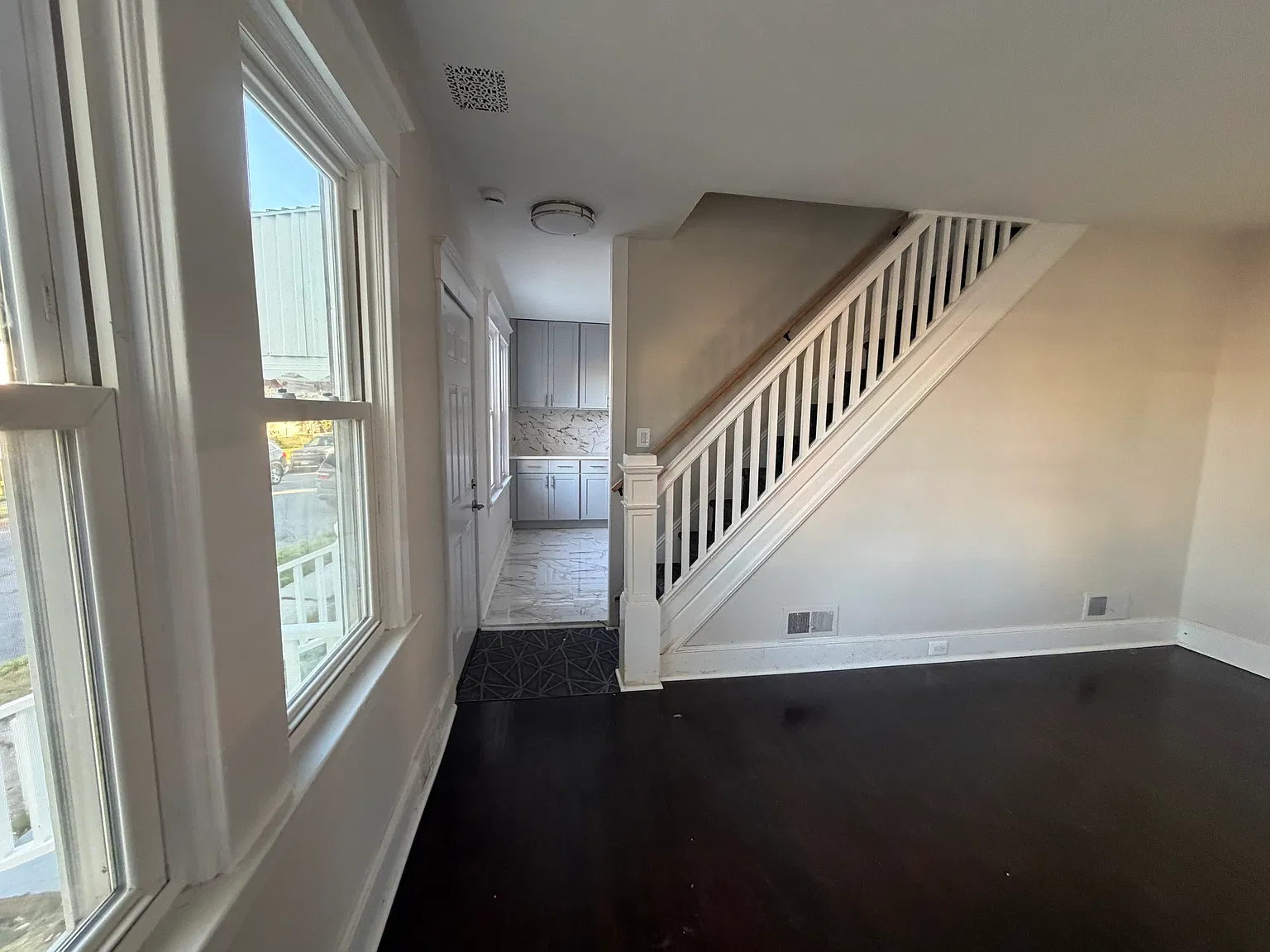 2 bed, 953 sqft, $2,400 — Photo 4