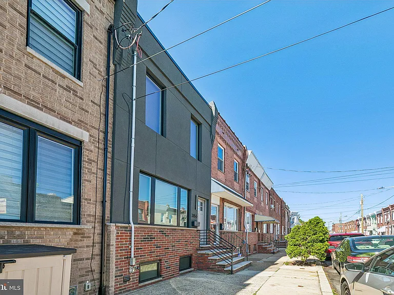 3156 Almond St — Photo 3