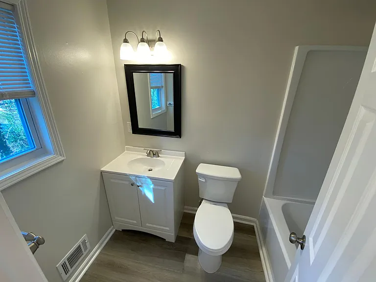 1454 Bellemeade Ct SW #B — Photo 13